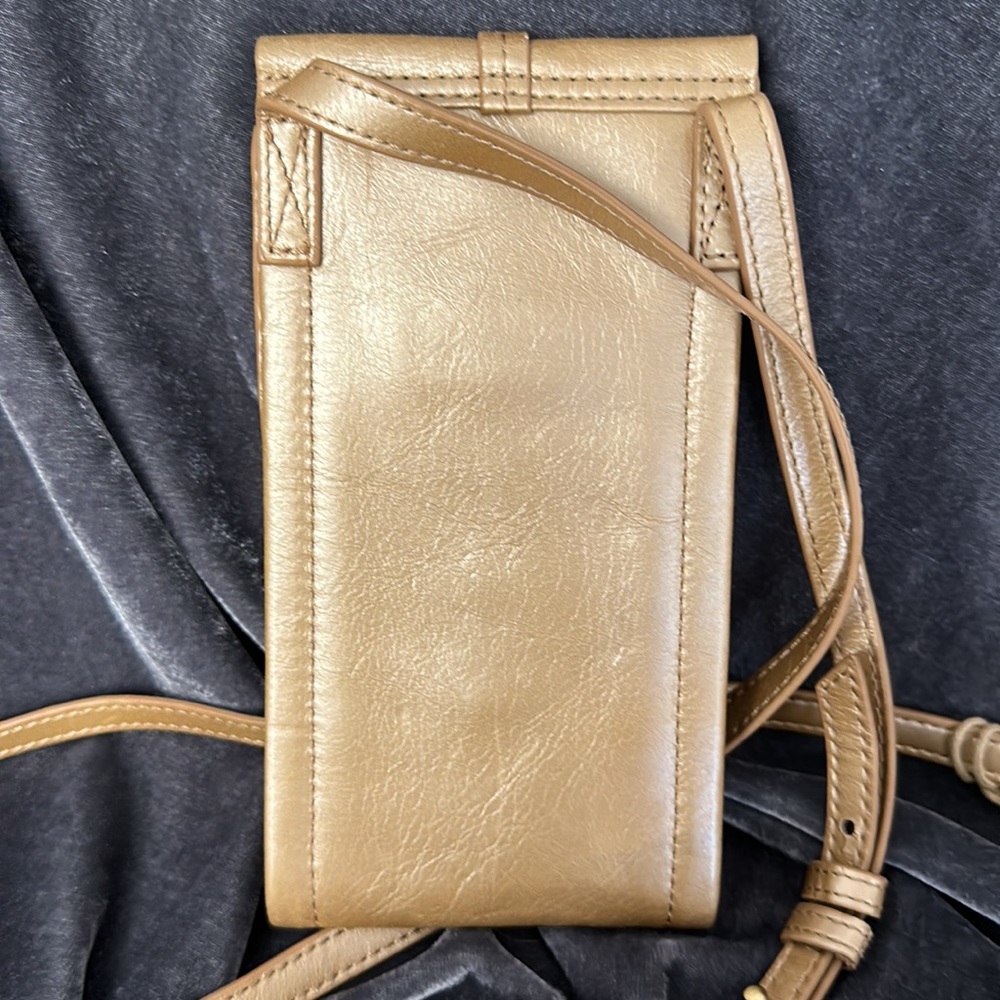 Hobo Token PH/Crossbody Bag - Picture 5 of 10